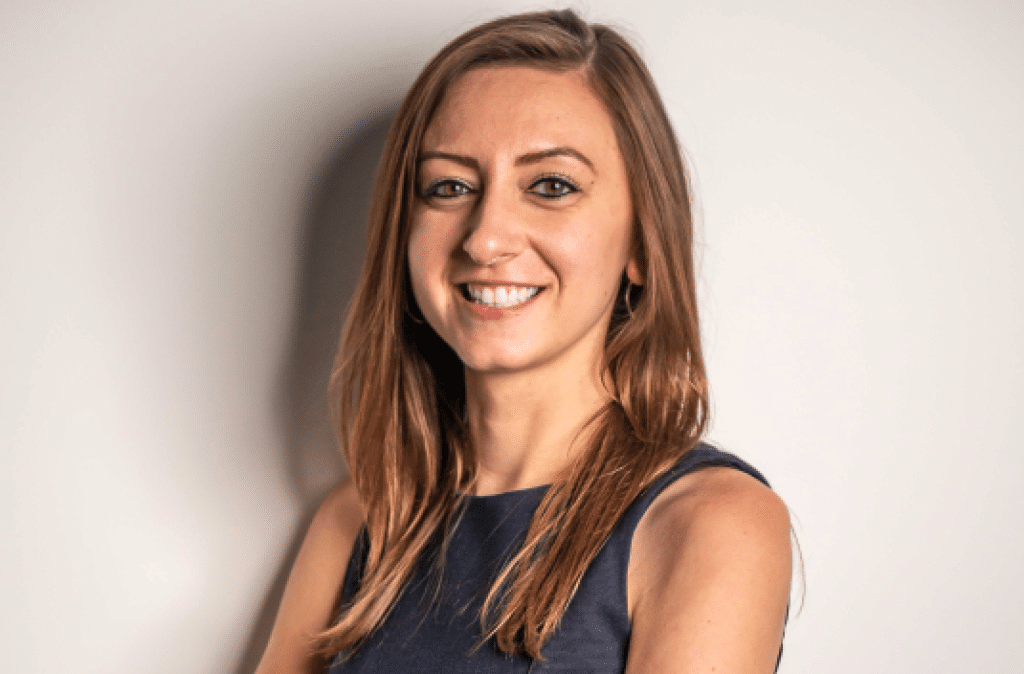 Headshot of Juliana Warren.